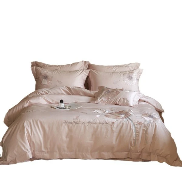Satin-Bettwäsche-Garnitur mit floraler Relief-Stickerei und samtigem Glanz Karnz