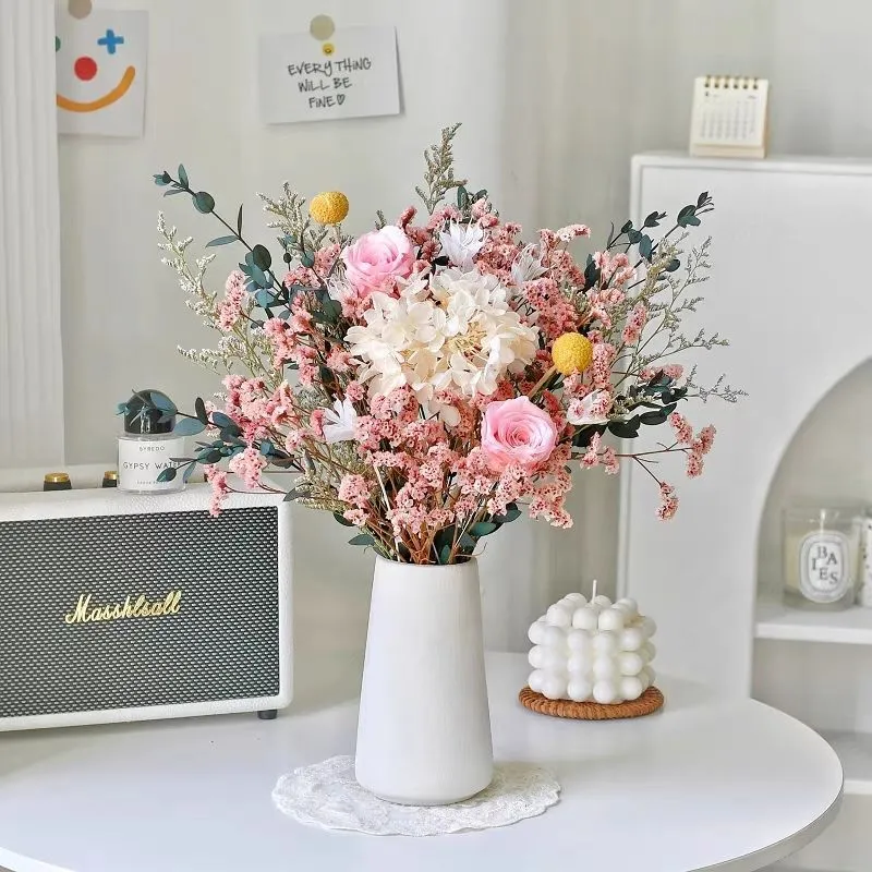 Dried Floral Décor Arrangement