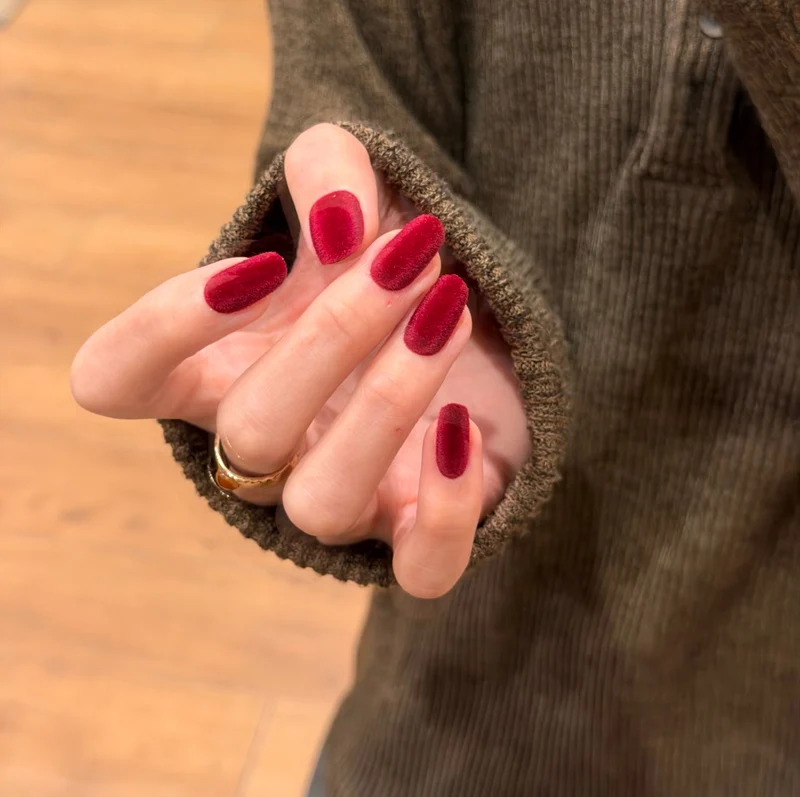 Samt-Nagelkunst-Verstärkungen Karnz