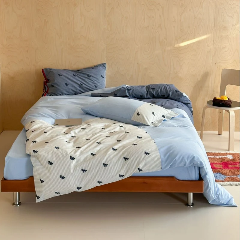 Bedlinen-Bettwäsche-Set aus Baumwolle mit feinem Streifen- und Tierstickmotiv Karnz