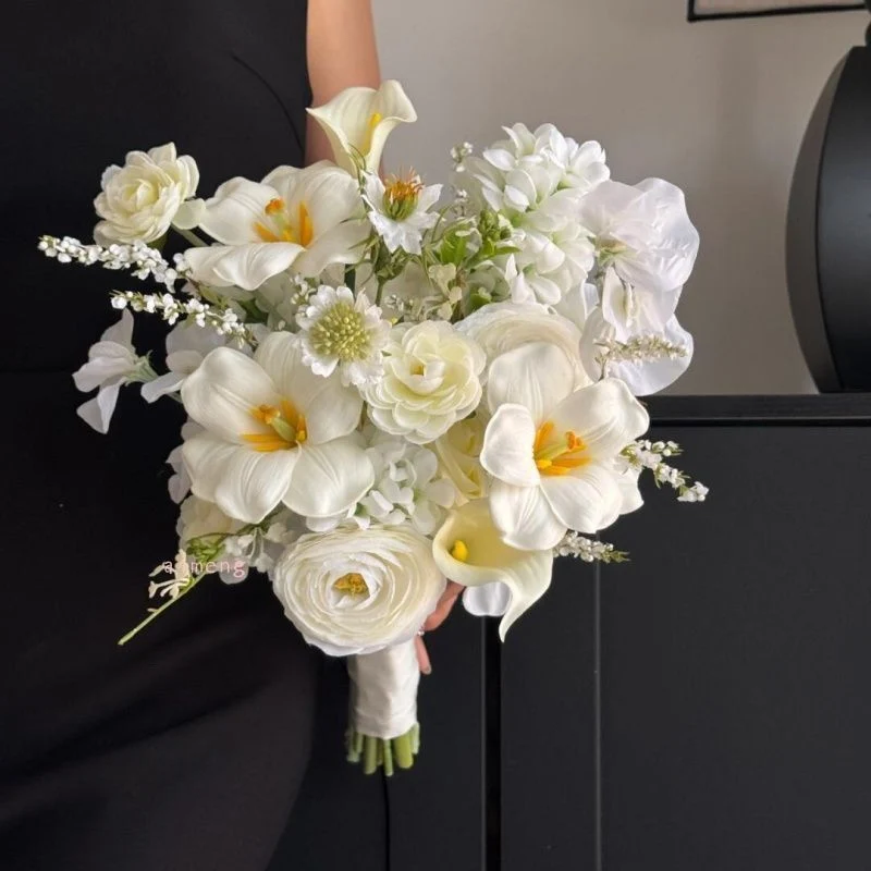 Decorative Hanging Floral Bouquet