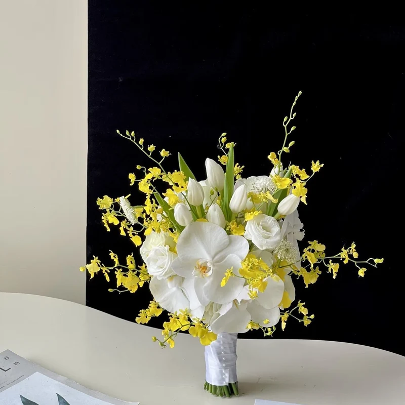 Decorative Hanging Floral Bouquet