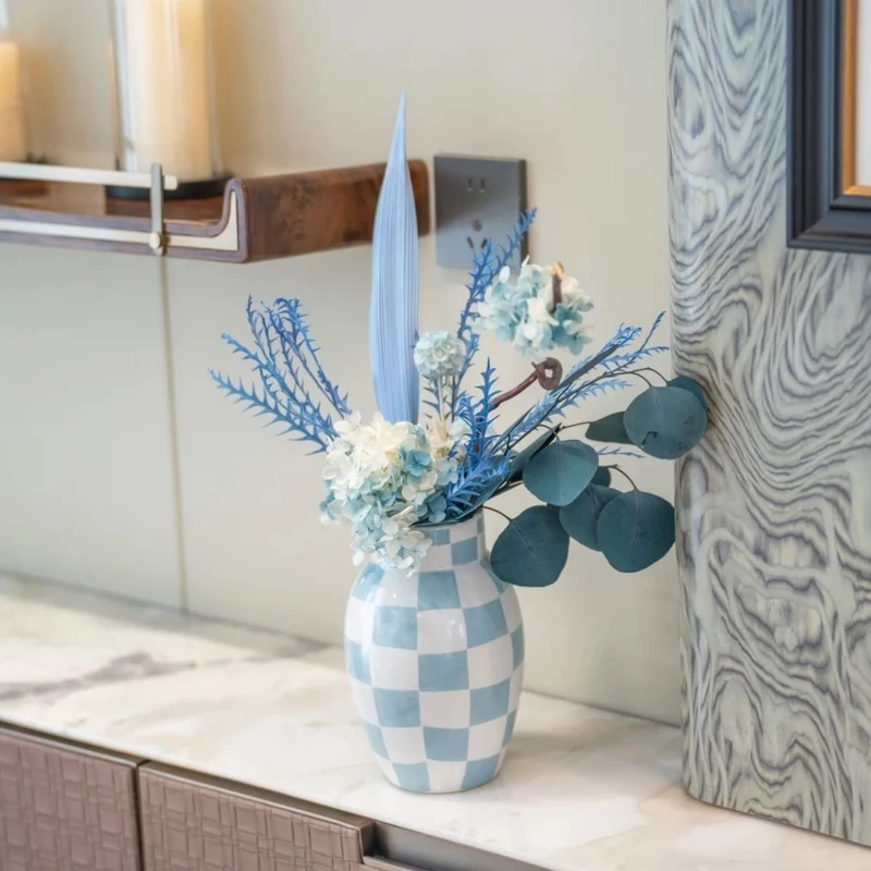 Decorative Floral Vase with Dried Plants