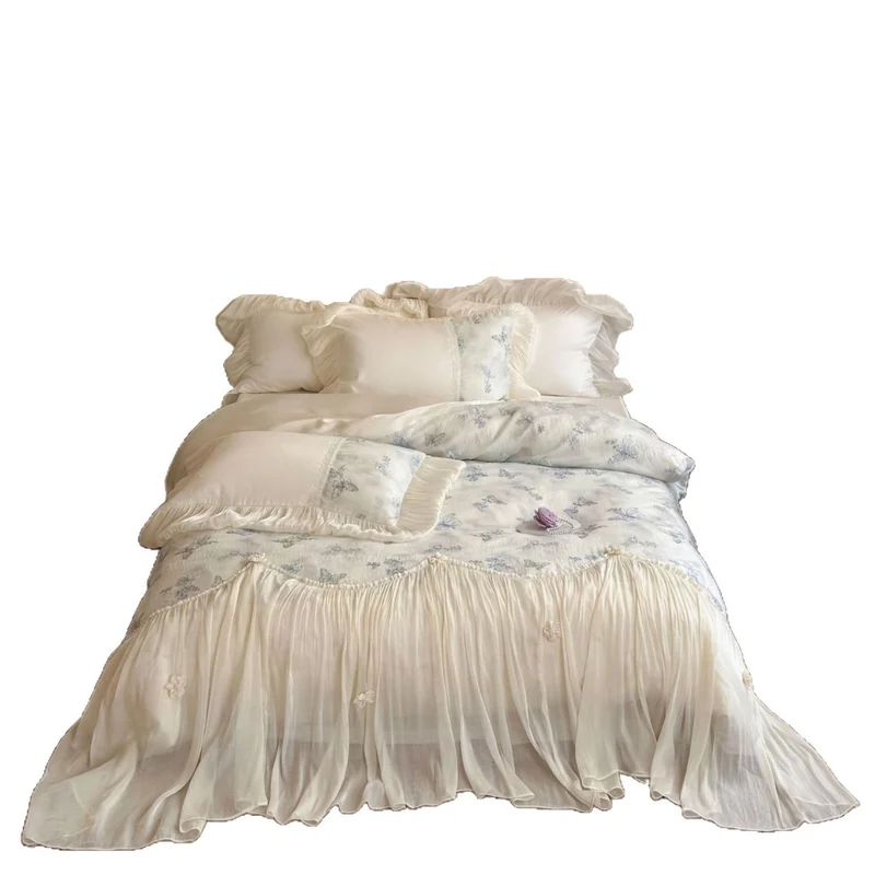 Romantisches Baumwoll-Bettwäscheset mit Chiffon-Volant, bestickten Schmetterlingen und Bettschürze Karnz