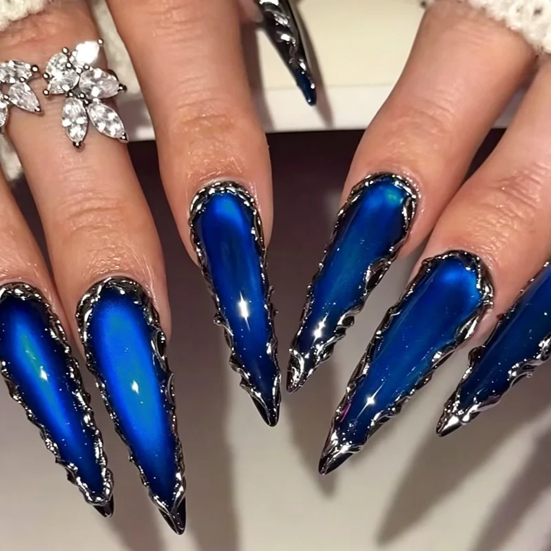 Stiletto-Nagelkunst-Design Karnz