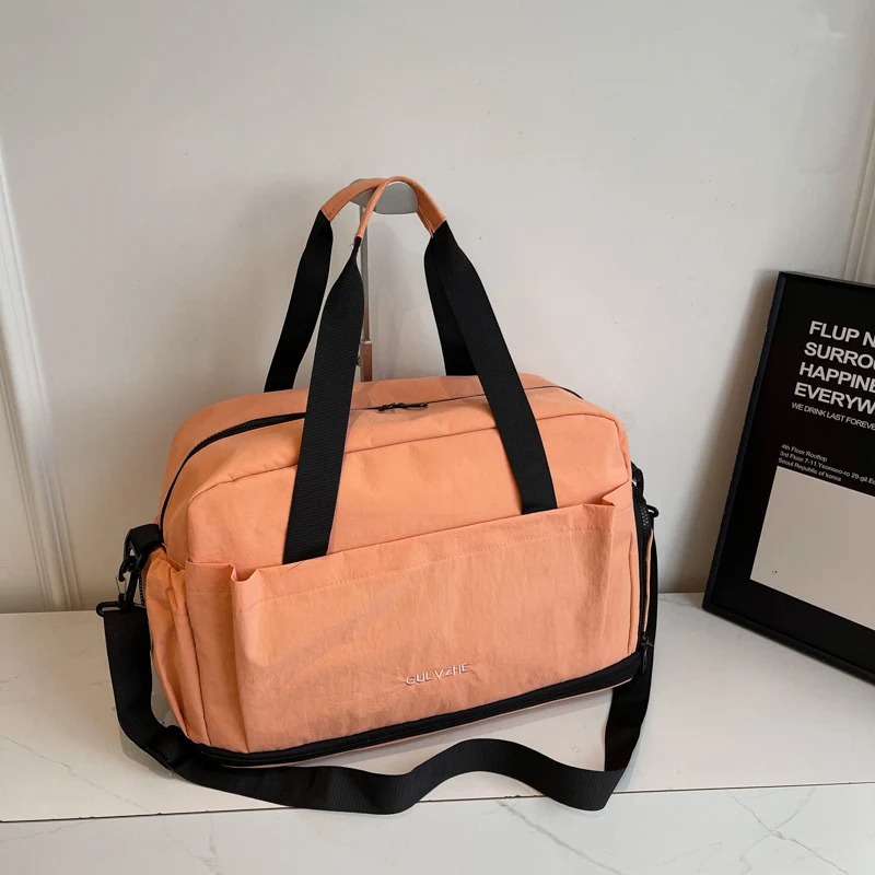 Versatile Travel Duffle Bag with Multiple Pockets Stornfield