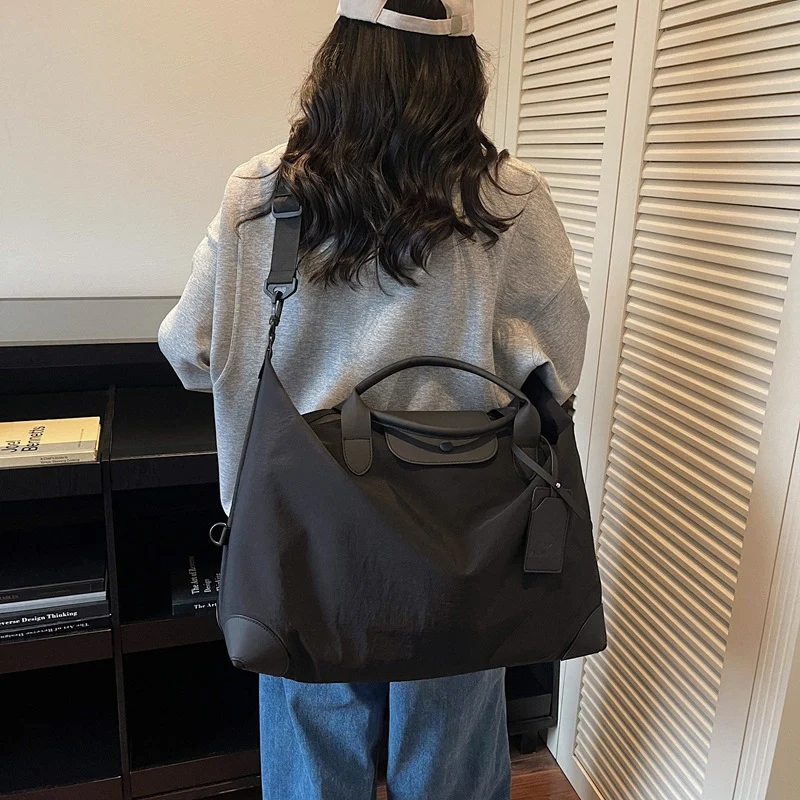Versatile Travel Duffle Bag with Enhanced Organization Stornfield