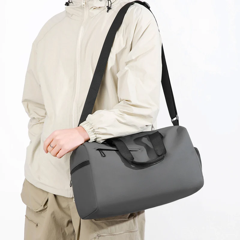 Versatile Travel Duffel Bag with Adjustable Straps Stornfield