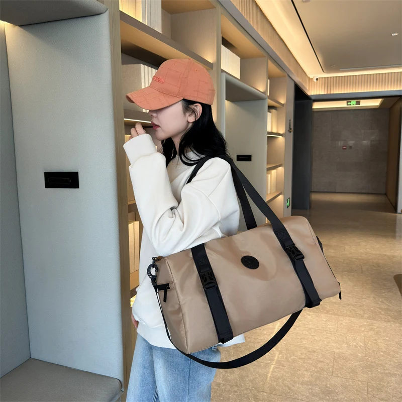 Versatile Outdoor Sports Duffel Bag Stornfield
