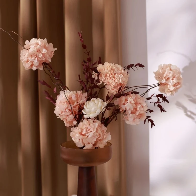 Artistic Floral Sculpture
