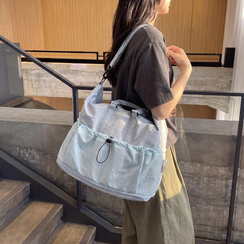 Versatile Functional Travel Bag Stornfield