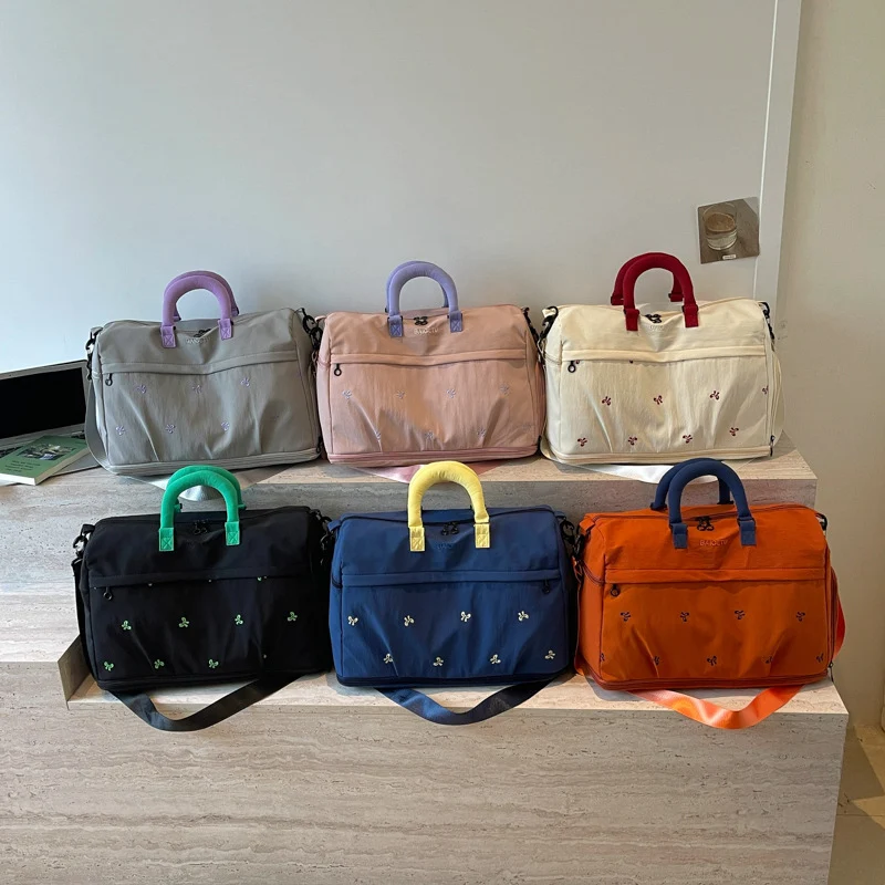 Versatile Embroidered Duffel Bag Stornfield