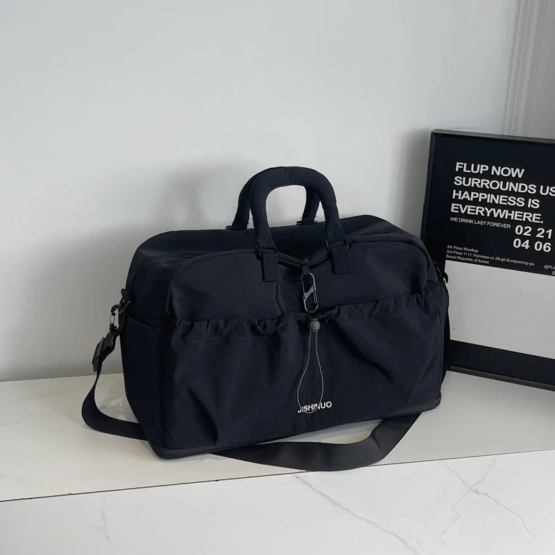 Versatile Weekend Travel Holdall Stornfield