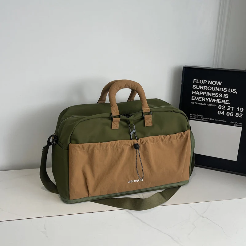 Versatile Weekend Travel Holdall Stornfield