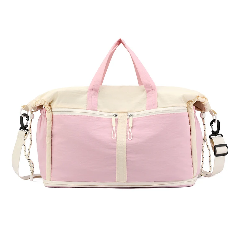 Versatile Weekend Duffle Bag with Expandable Compartments Stornfield