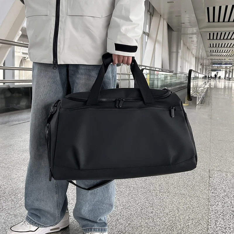 Versatile Weekend Duffel Bag with Multiple Pockets Stornfield