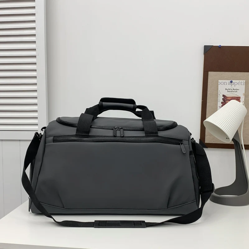 Versatile Weekend Duffel Bag with Multiple Pockets Stornfield