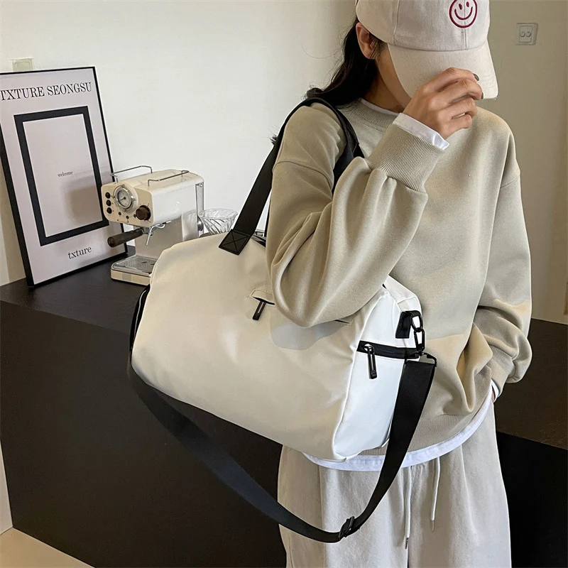 Versatile Waterproof Travel Duffle Bag Stornfield
