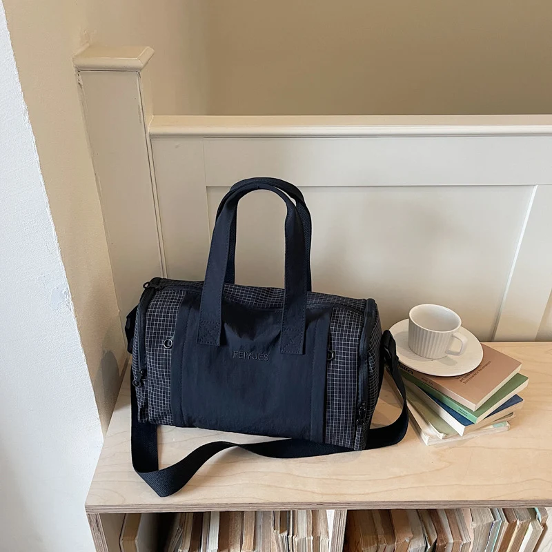 Versatile Travel Duffle Bag with Organizational Compartments Stornfield