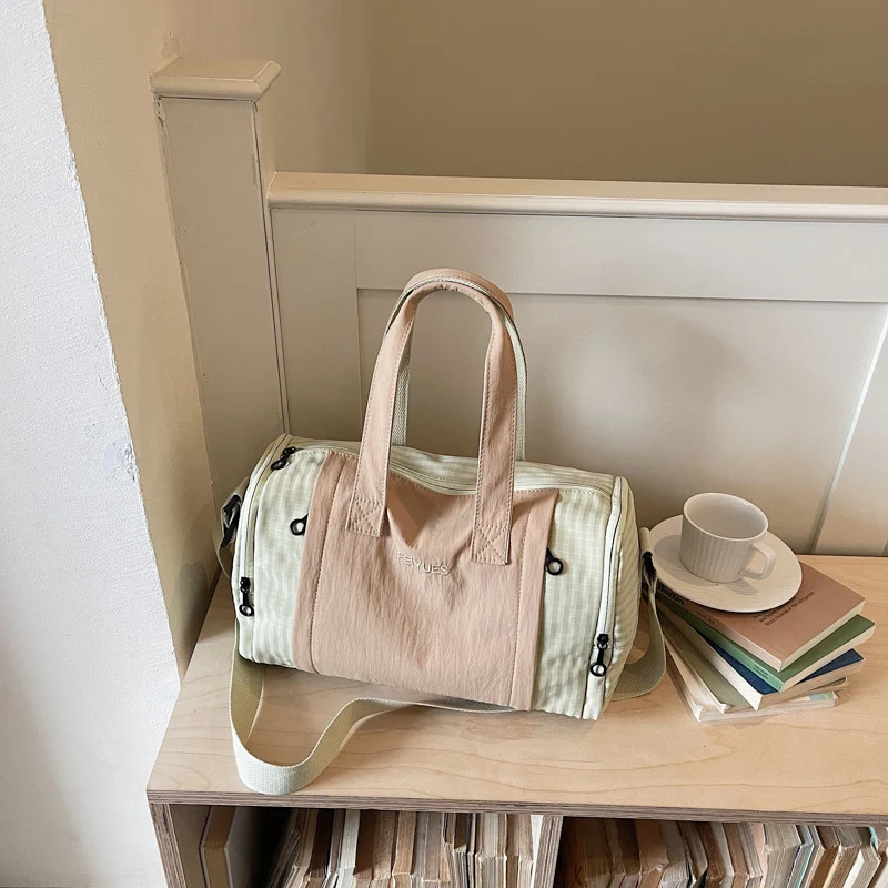 Versatile Travel Duffle Bag with Organizational Compartments Stornfield