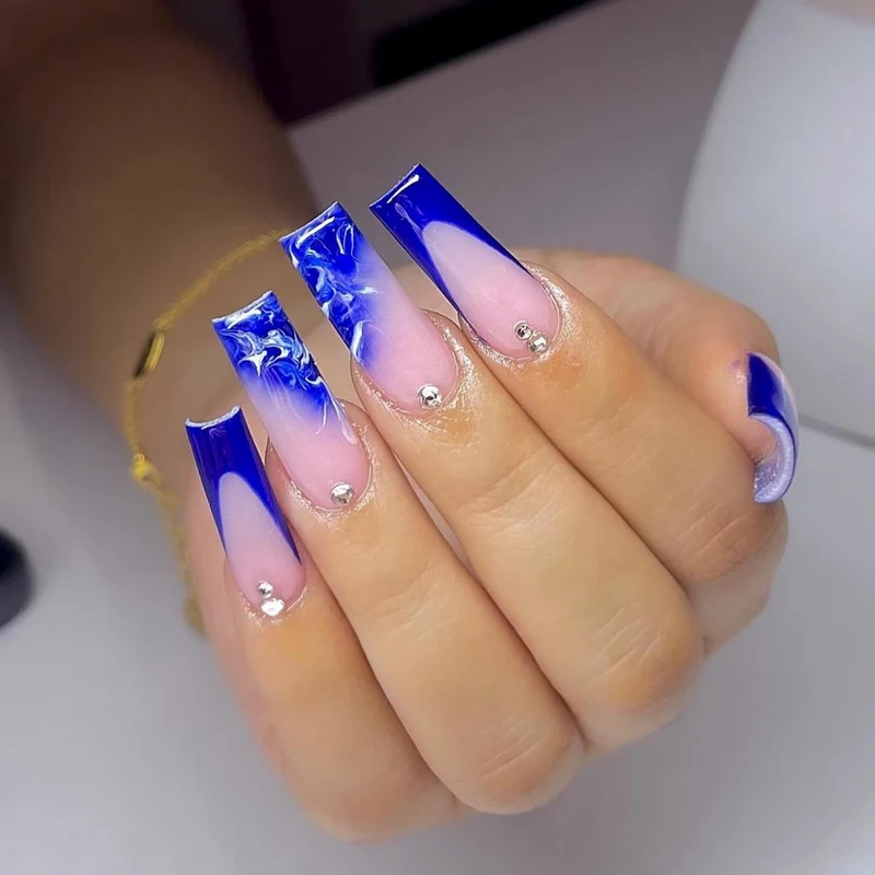 Stylische langlebige Acryl-Nagelerweiterungen Karnz