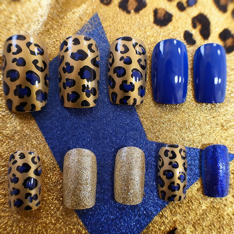 Luxuriöser Leopardenmuster Nagelkunst Karnz