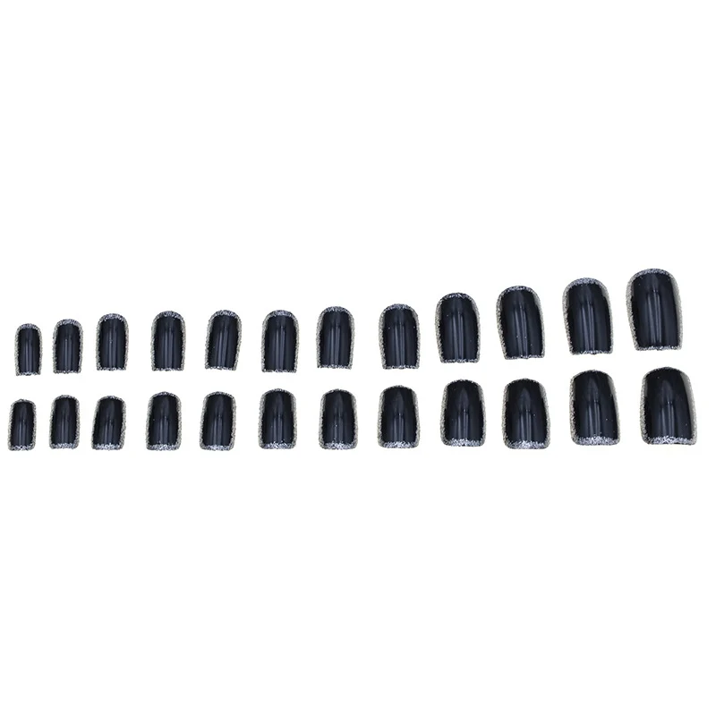 Luxuriöse elegante Nagelkunst Karnz