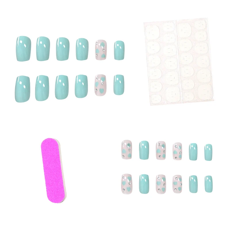 Herz-inspiriertes Nagelkunstdesign Karnz
