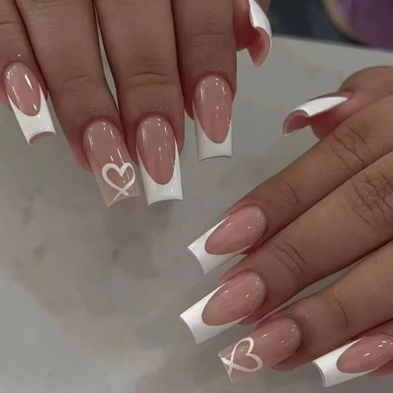 Herz-verzierte Gradient-Nagelkunst-Design Karnz
