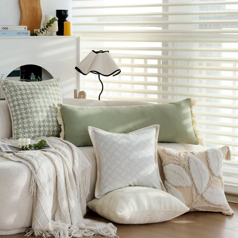 Rectangular long pillowcase made of velvety soft microvelours with decorative fringe finish Stornfield