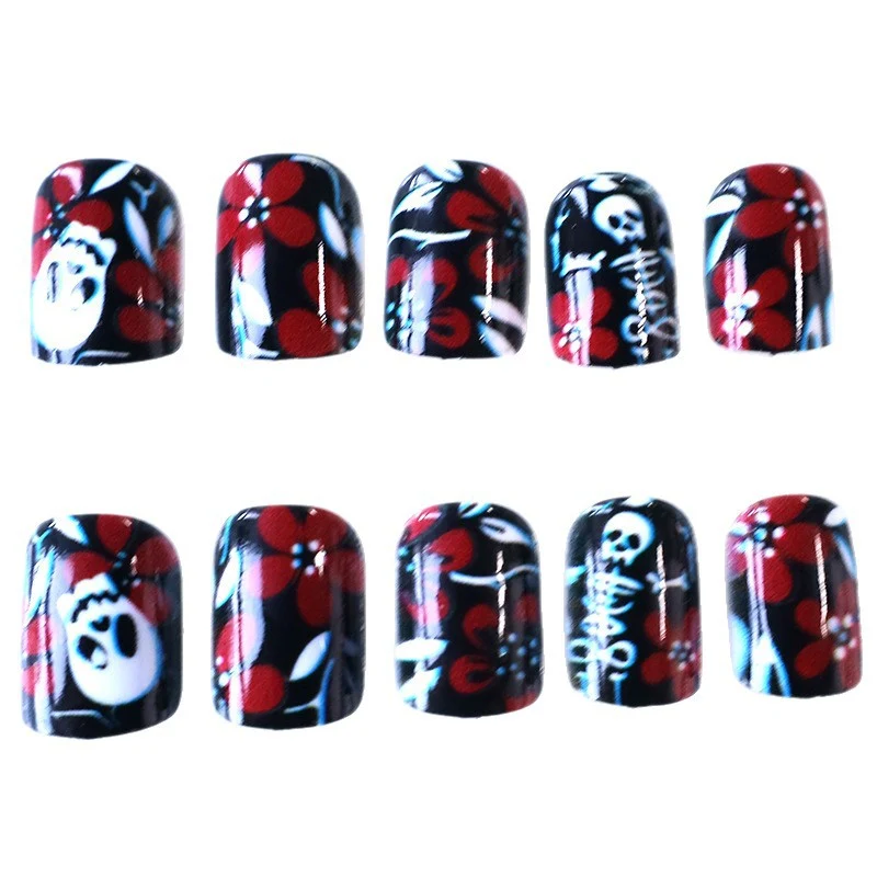 Gothic Themed Nail Art Enhancements Karnz