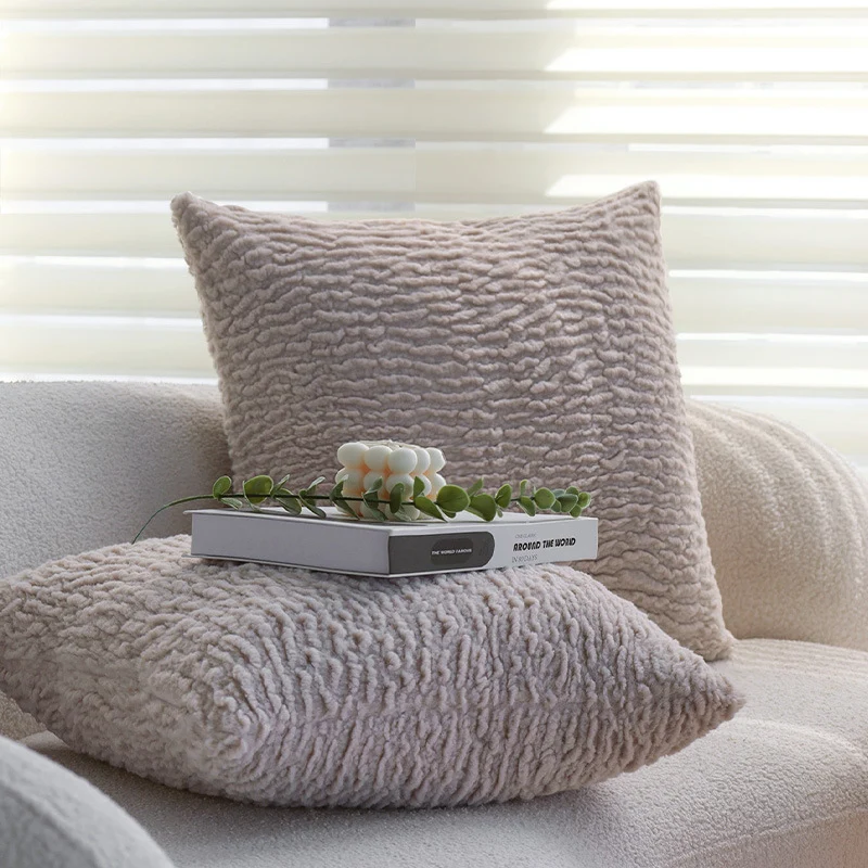 Square decorative cushion cover with woolly sheepskin effect and extra soft Sherpa feel Stornfield