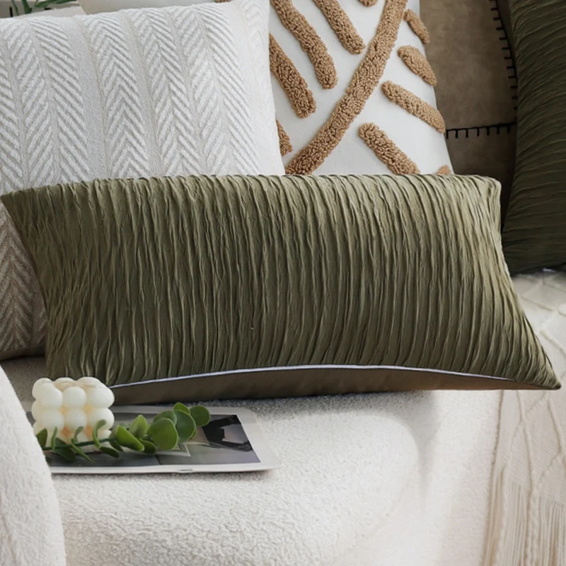 Square decorative cushion cover with tactile herringbone tufting made of cotton blend Stornfield