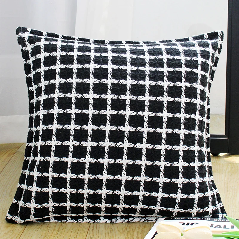 Square decorative cushion cover with hand-tufted grid relief and bouclé structure Stornfield