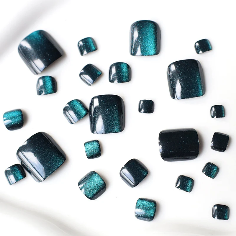 Glitzernde Pediküre Nagelkunst Karnz