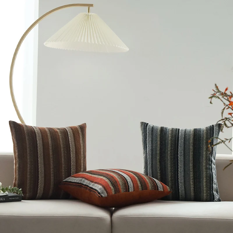 Square cushion cover with woven stripe and chenille structure Stornfield