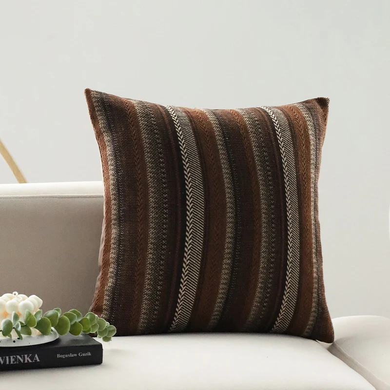 Square cushion cover with woven stripe and chenille structure Stornfield