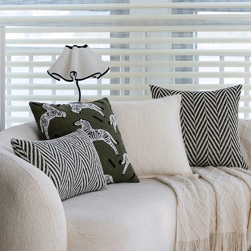 Square cushion cover made of teddy boucle with embossed zebra tufting and hidden zipper Stornfield
