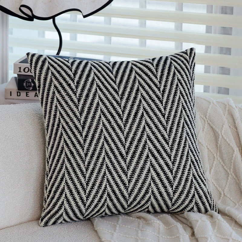 Square cushion cover made of teddy boucle with embossed zebra tufting and hidden zipper Stornfield