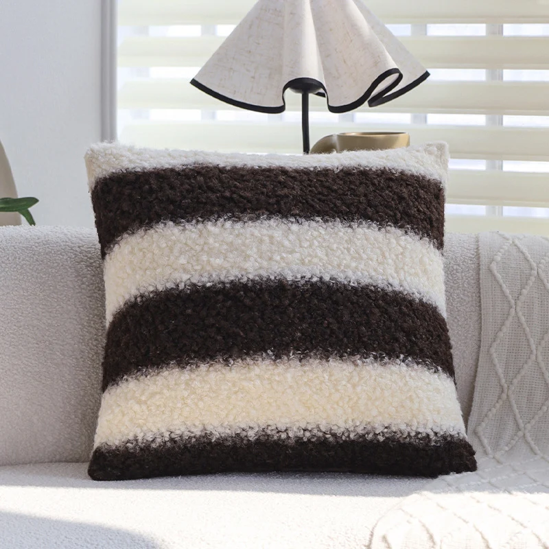 Square cushion cover made of teddy bouclé with relief stripes and soft pile Stornfield