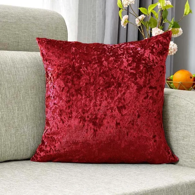 Square cushion cover made of crushed velvet with a soft texture and concealed zipper Stornfield