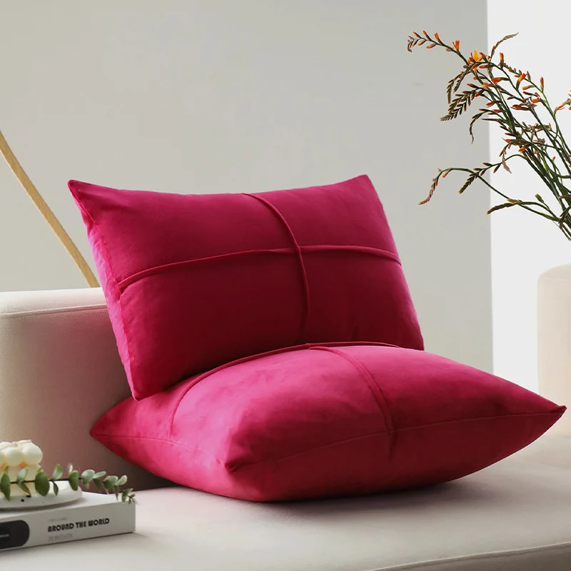 Square velvet cushion cover with fine cross seam and concealed zipper Stornfield
