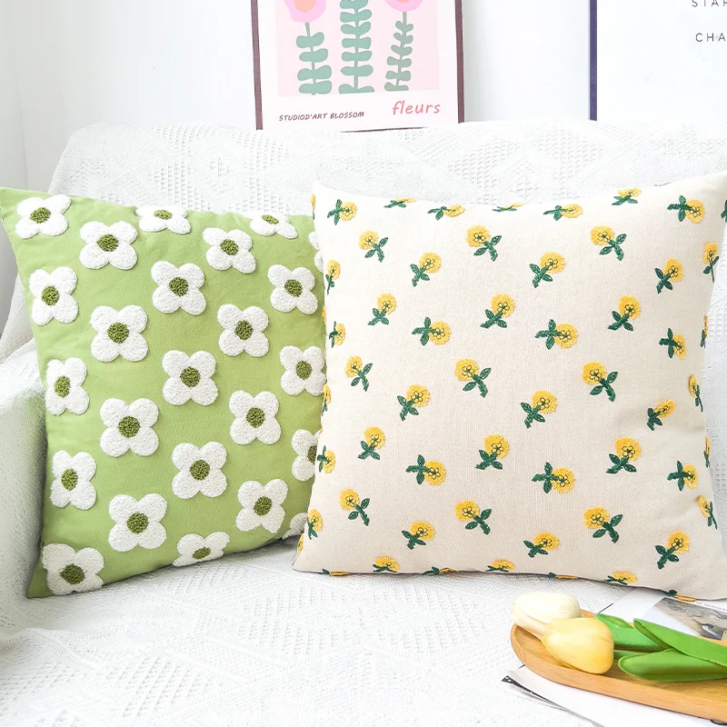 Square decorative cushion cover with hand-tufted flower tufting Stornfield