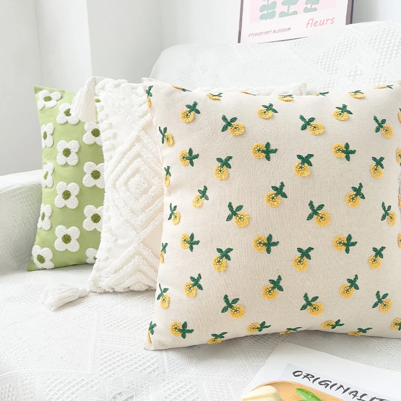 Square decorative cushion cover with hand-tufted flower tufting Stornfield