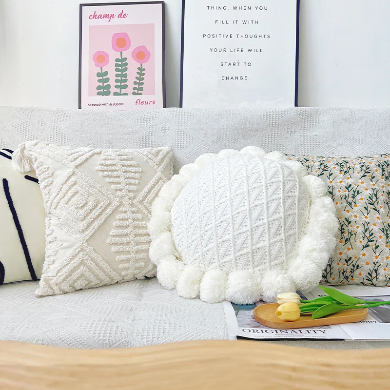 Square decorative cushion cover with hand-tufted line-style applique made of cotton blend Stornfield