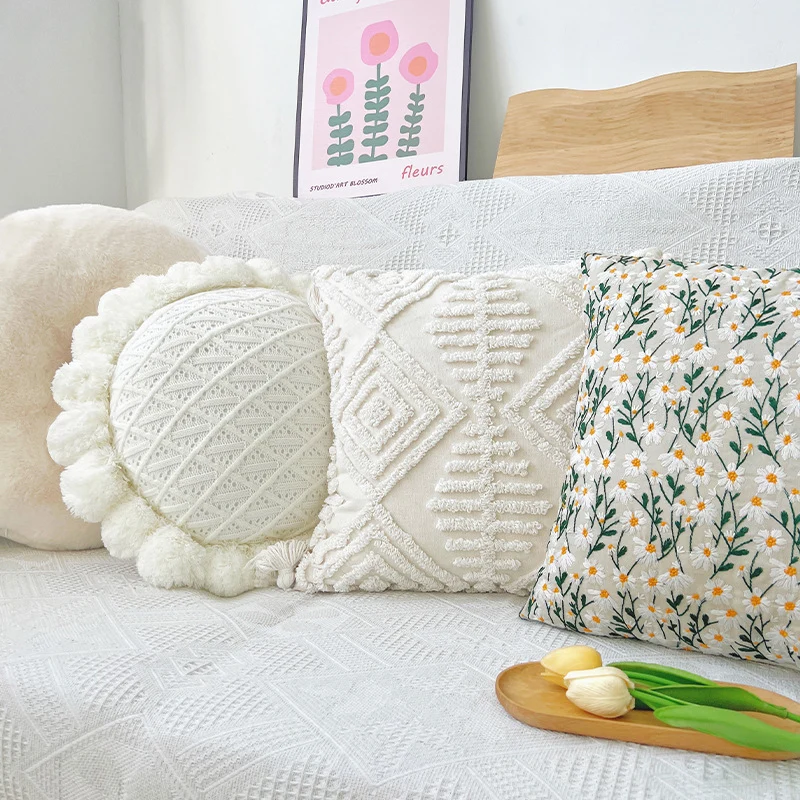 Square decorative cushion cover with hand-tufted line-style applique made of cotton blend Stornfield