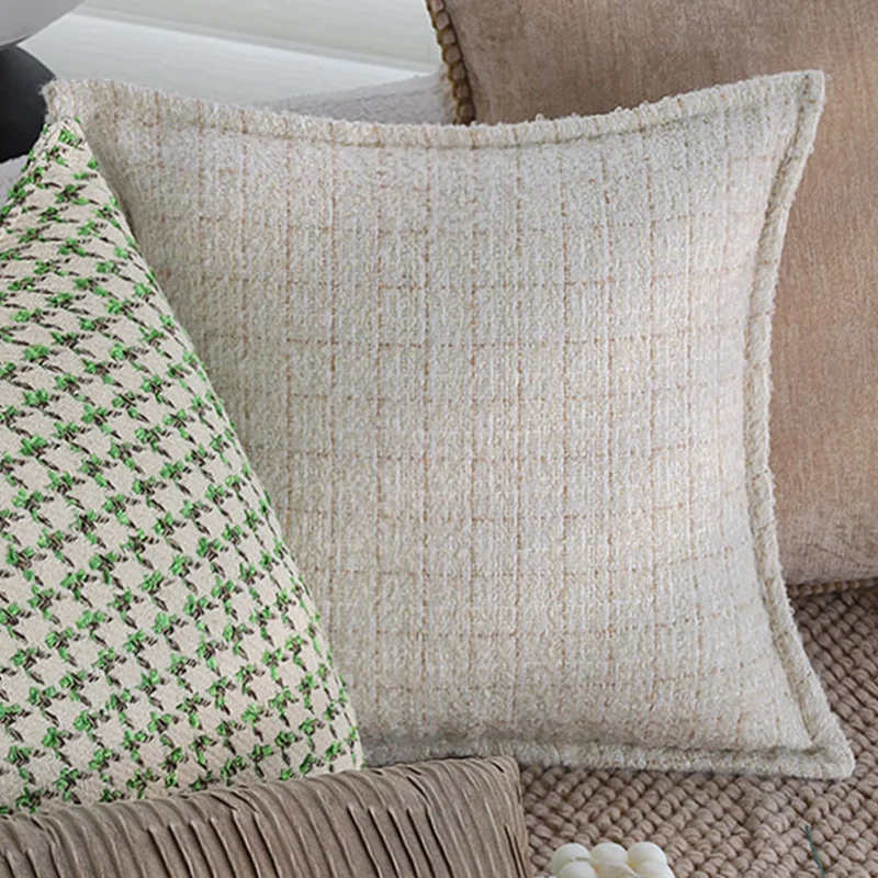 Square decorative cushion cover in fine houndstooth jacquard made of sustainable cotton-linen blend Stornfield