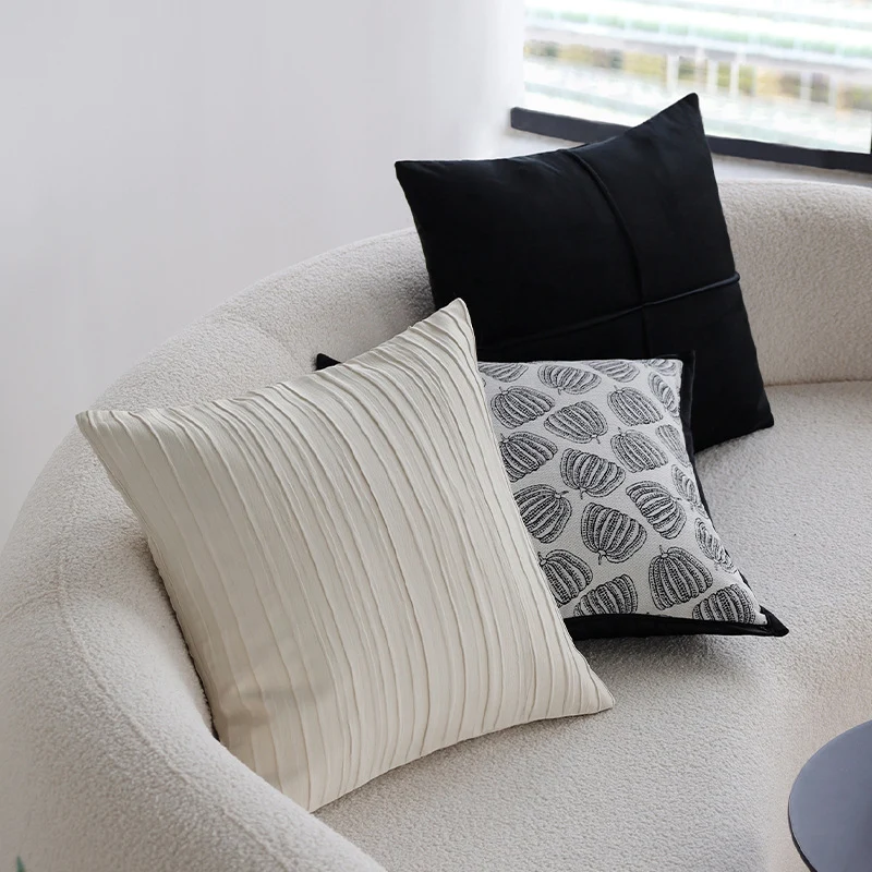 Decorative cushion with woven pumpkin motif and velvet trim Stornfield