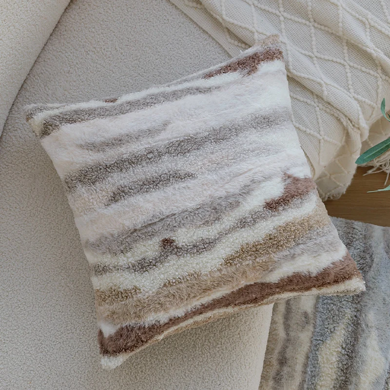 Decorative cushion with fine herringbone structure Stornfield