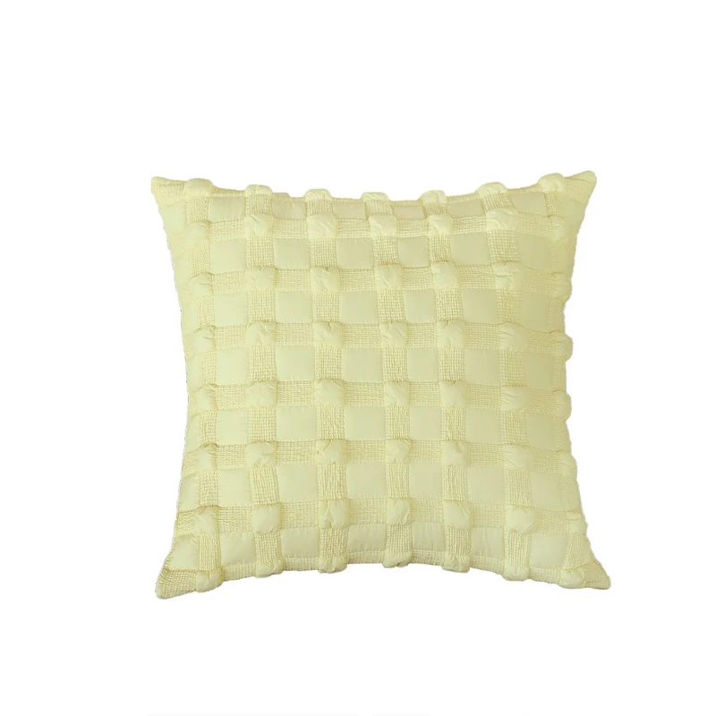 Decorative sofa cushion with woven pompom square structure Stornfield